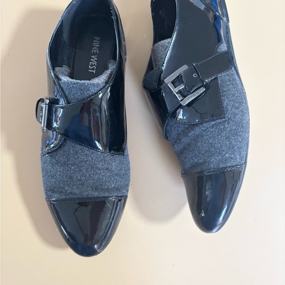 Nine West Black and Gray buckle flats size 8 - Picture 2 of 8